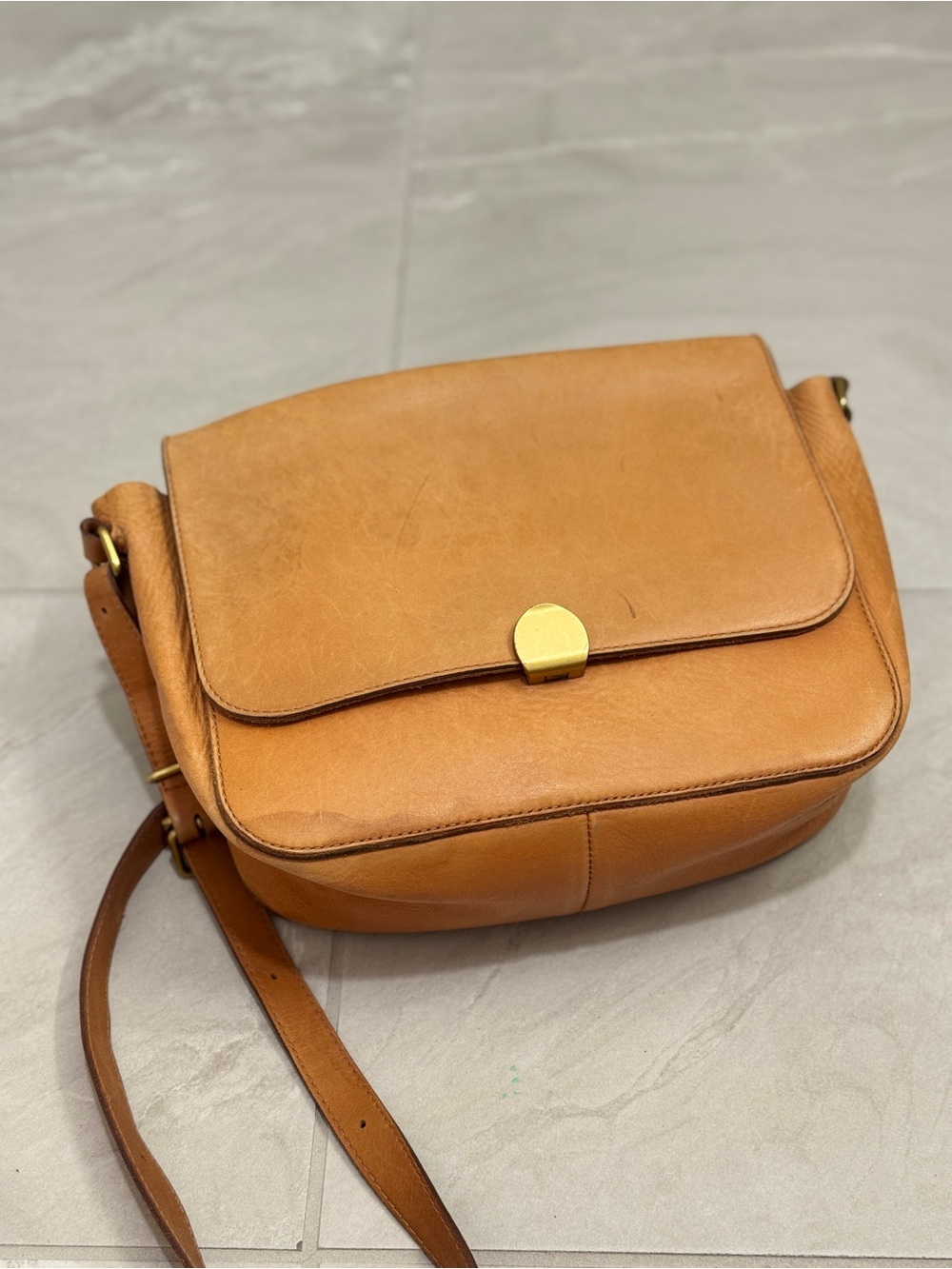 Madewell Abroad Leather Crossbody Shoulder Bag in English Saddle